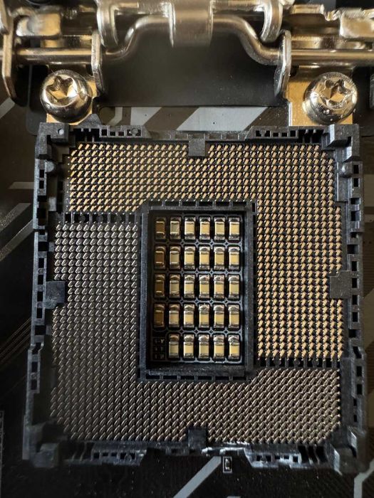 Комплект Z370 + 32GB DDR4 + Кулер