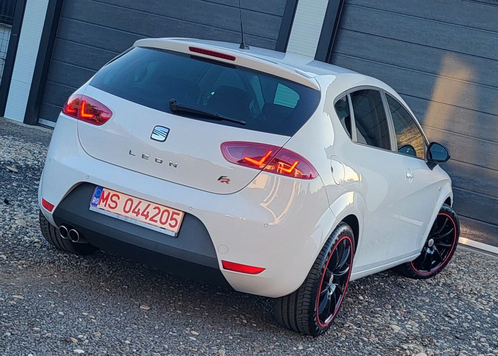 SEAT Leon 2012 — imagine 5