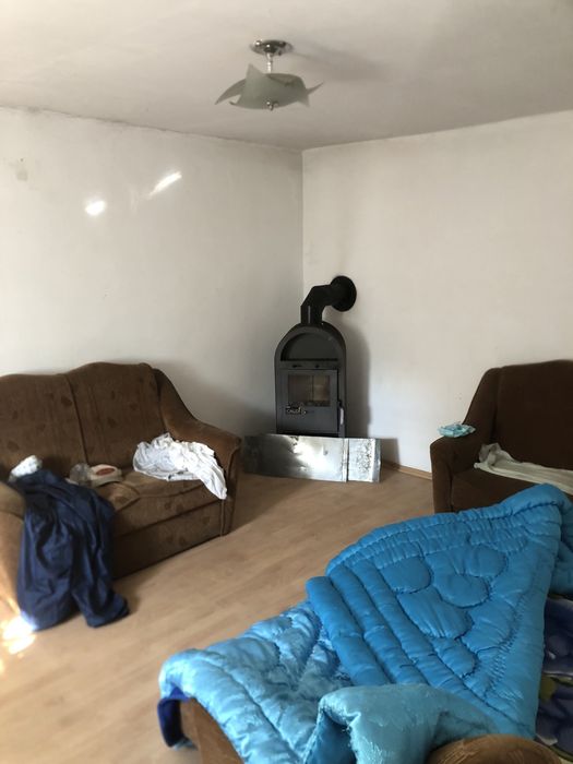 Vand casa 5camere bucatarie vara beci magazie teren