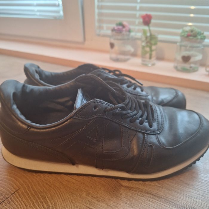 Armani оригинални маратонки