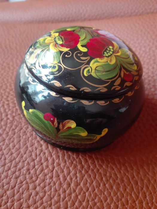 Стара руска кутийка за бижута