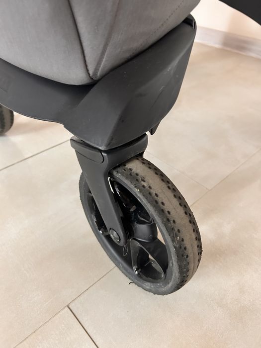 Stokke Xplory X + бебешки кош