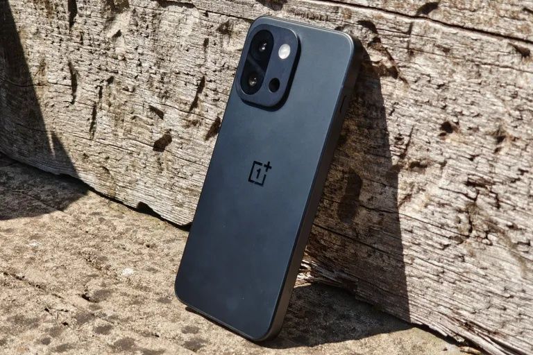 Смартфон OnePlus 13S 12 ГБ/256 ГБ черный