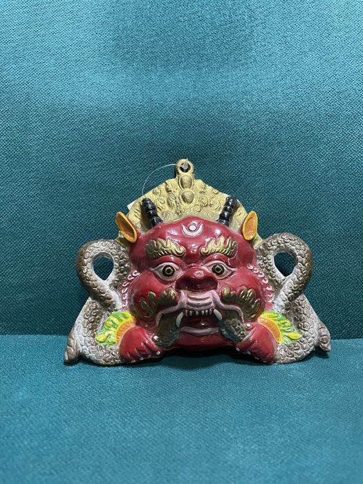 Маска божества Киртимукха