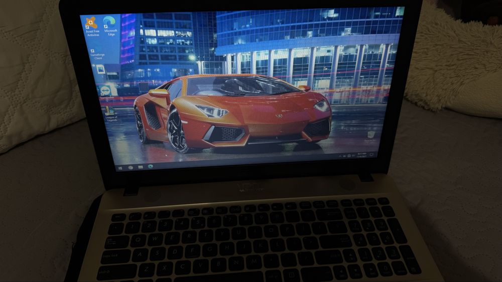 VAND  Laptop Asus