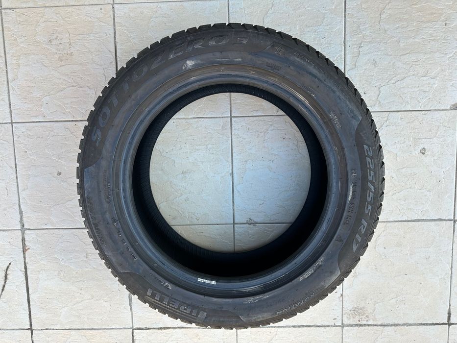 Гуми зимни гума 225/55/17” PIRELLI SOTTOZERO 3