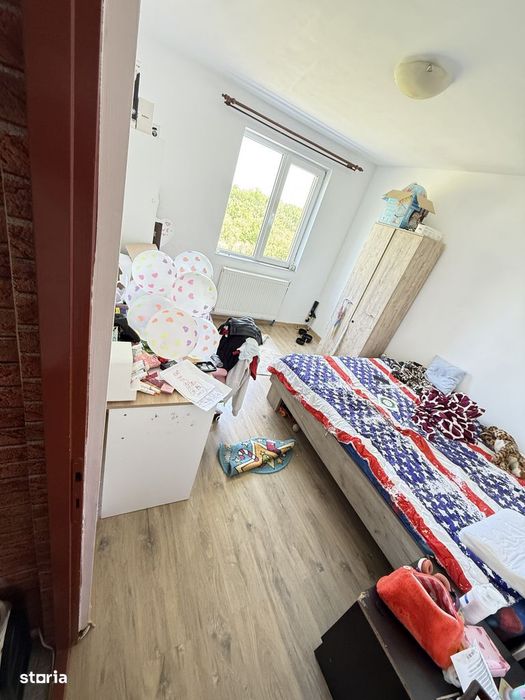 Apartament 3 camere , 69 MP, Parcare cu CF.