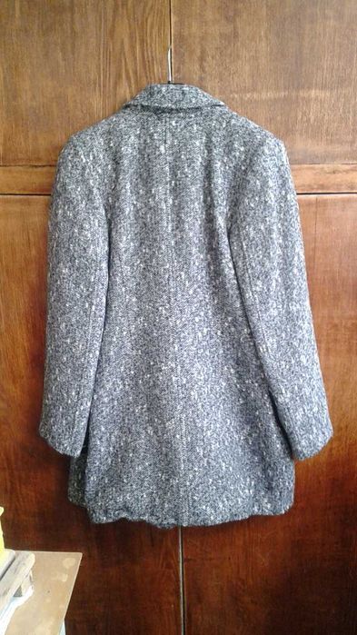 Продается пальто новое