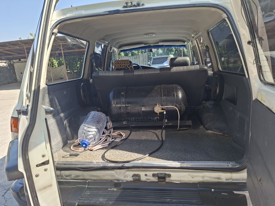 Toyota land cruiser 80