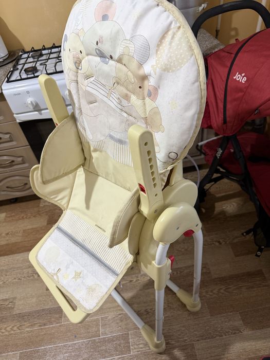 Продам детский стол в отличном состоянии