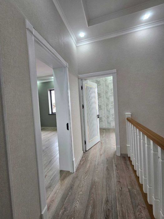 Сергели. Хонобод .1.5 сотихда 6 хонали зор уй сотаман.