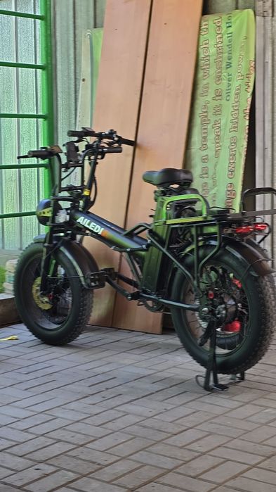 Эелектровелик продам