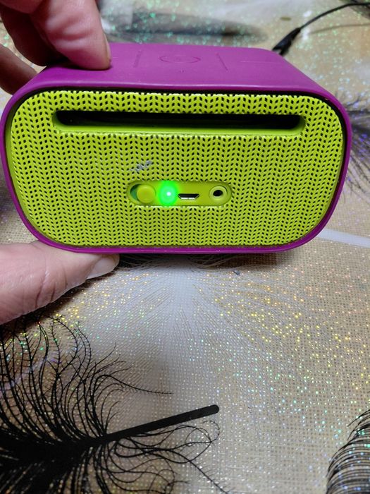 Vind boxa bluetooth Logitech ue mini boom