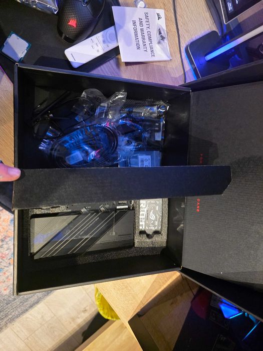 Placa de baza Asus Rog Maximus Z790 Hero