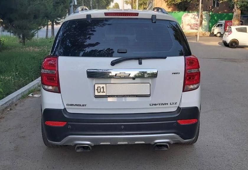 Продаётся своя Каптива 3, 2012, фулл позиция, белый цвет, ЦЕНА: 12200