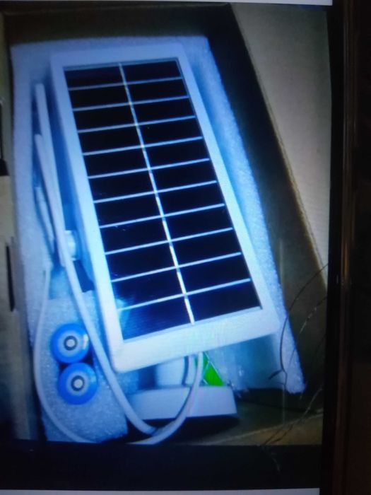 Camera solară  aproape nouă