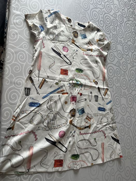 Продам платья все по 1000