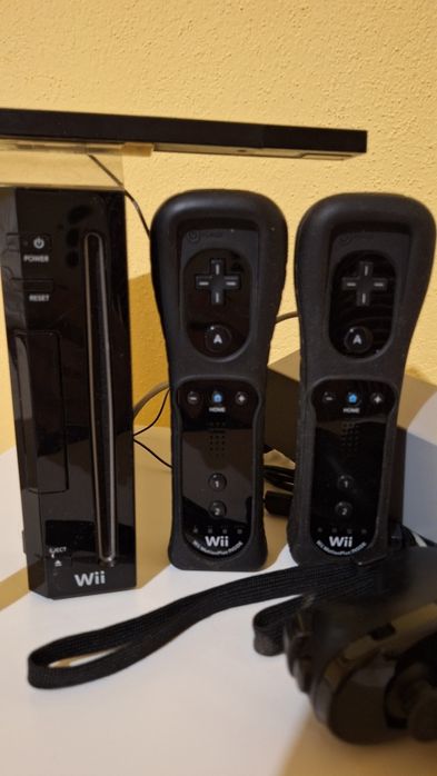 Nintendo Wii Modat+550 jocuri+8 în 1, 2Manete+2Nunchuck+Accesorii+HDMI