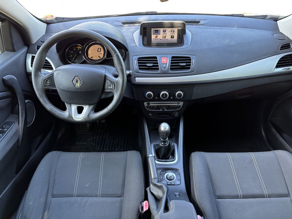 RENAULT Megane 2010 — imagine 5