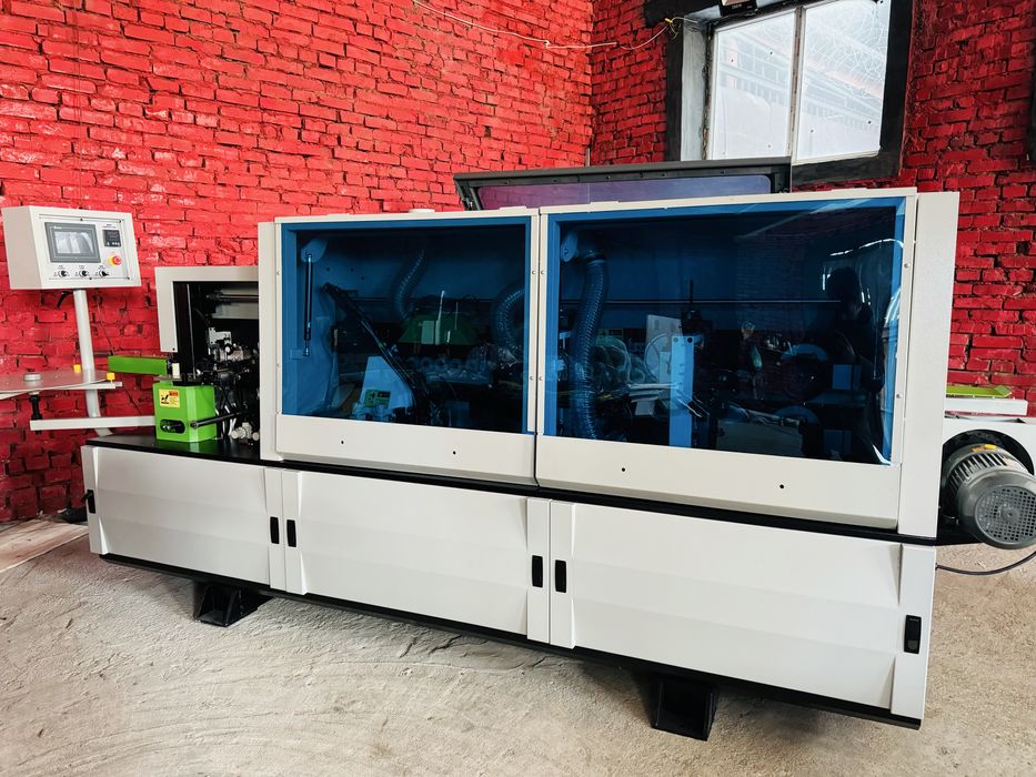 Автоматический кромкооблицовочный станок