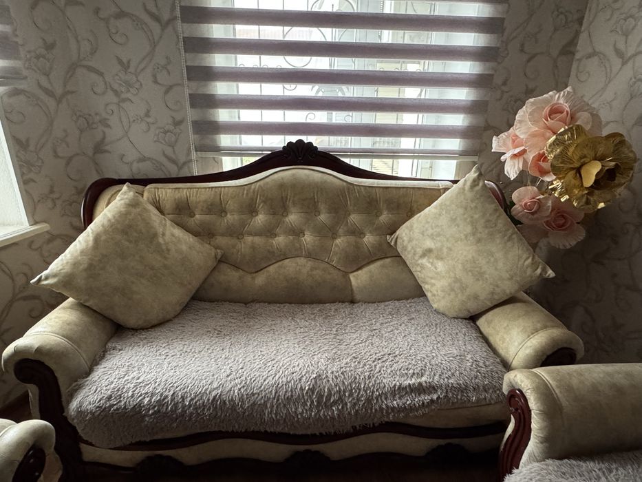 Диван два кресла мягкий уголок
