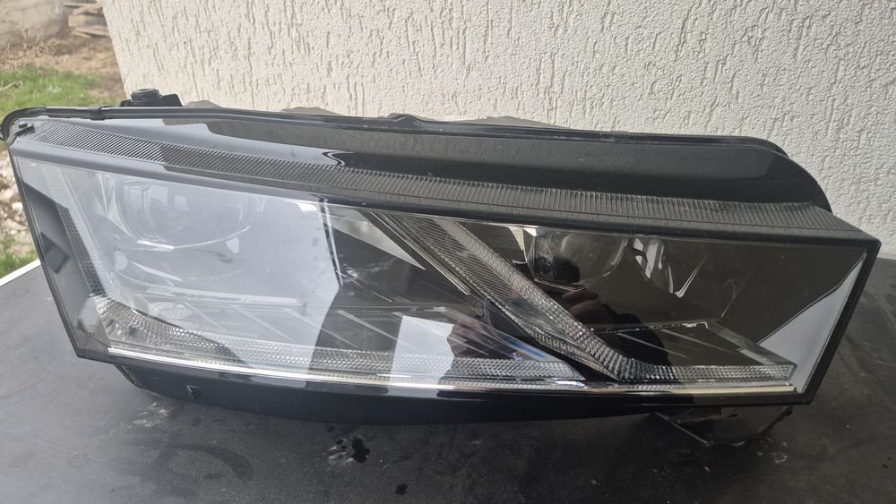 Far Dreapta Skoda Octavia 4 5E4941018A