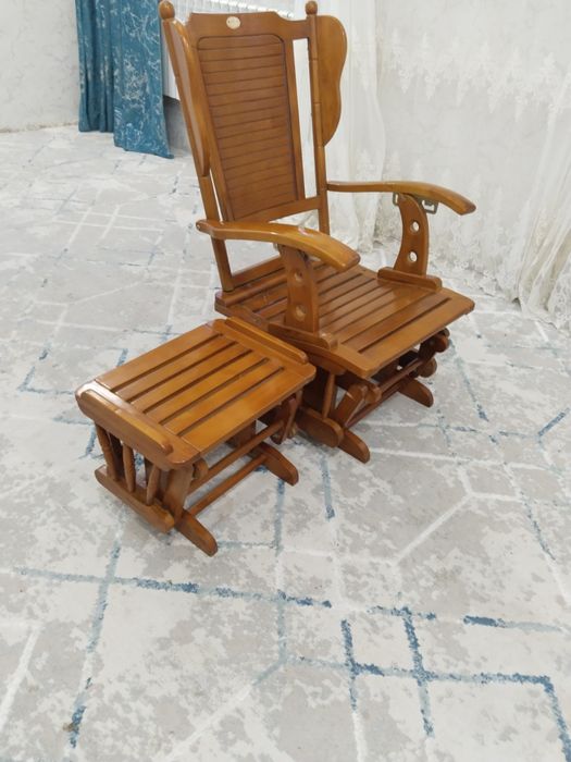 Кресло качельный деревянные