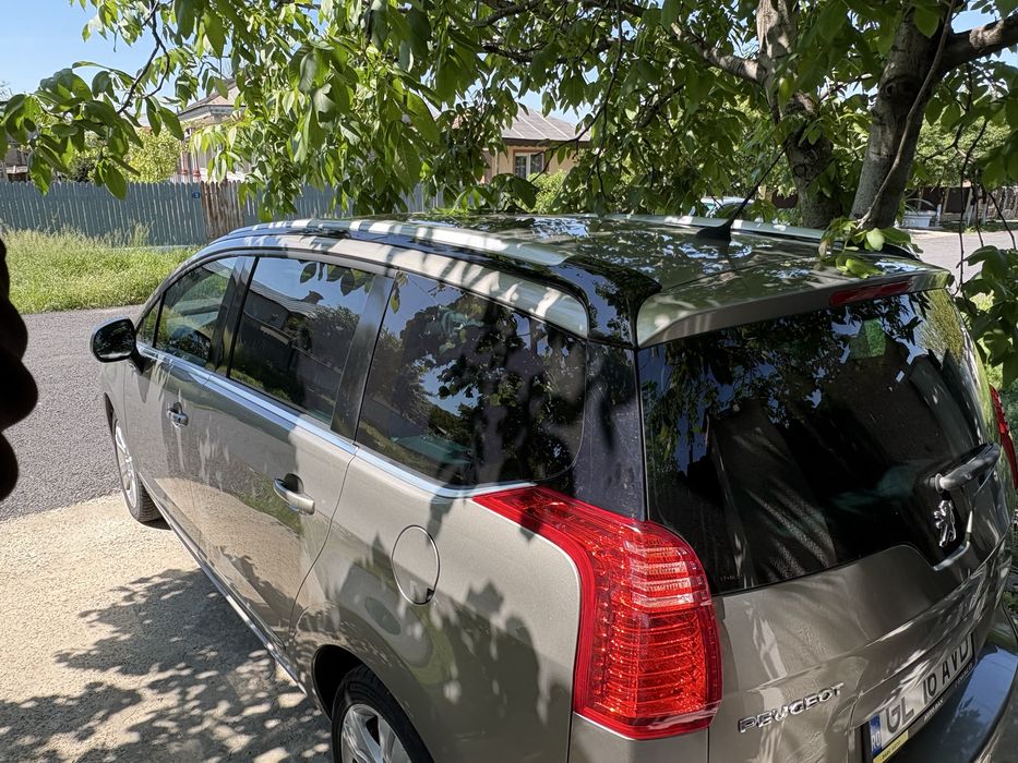 Vand peugeot 2010
