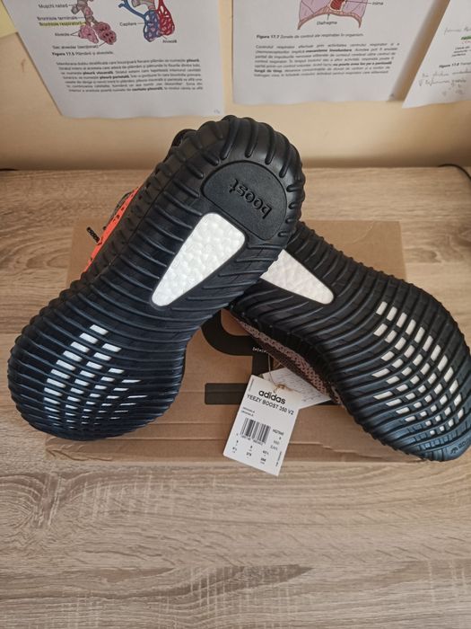 Yeezy boost 350 Carbon Beluga