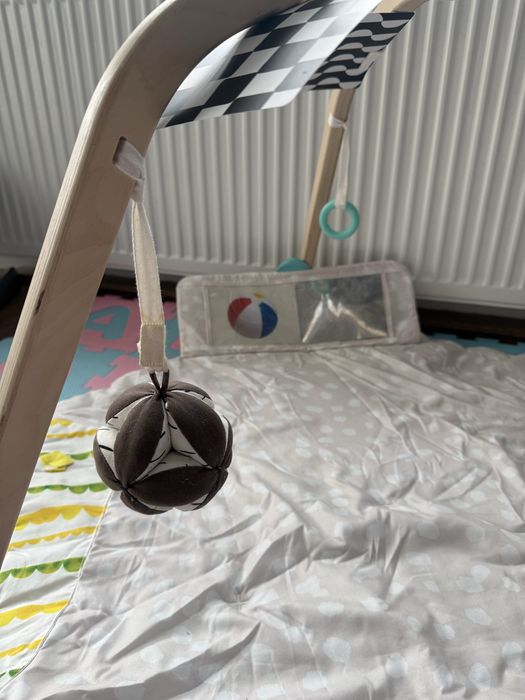 Lovevery play gym/ centru de activitati pentru bebelusi