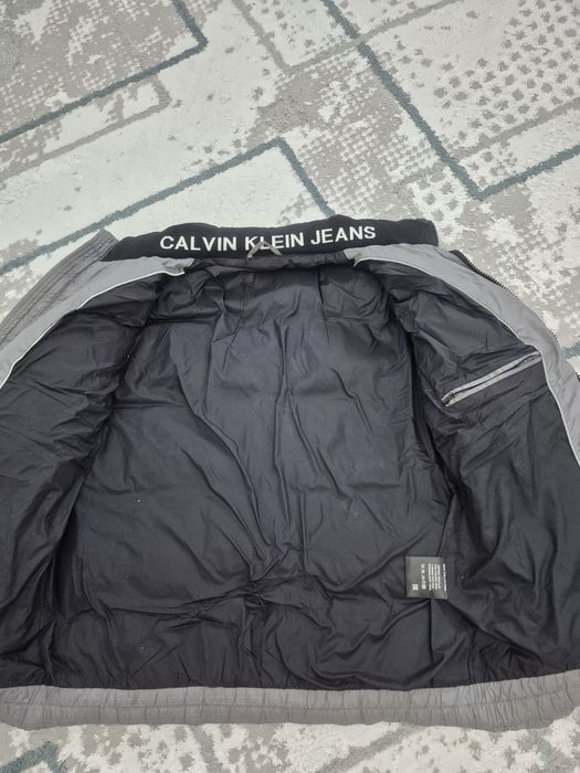 Продам зимнюю тёплую куртку