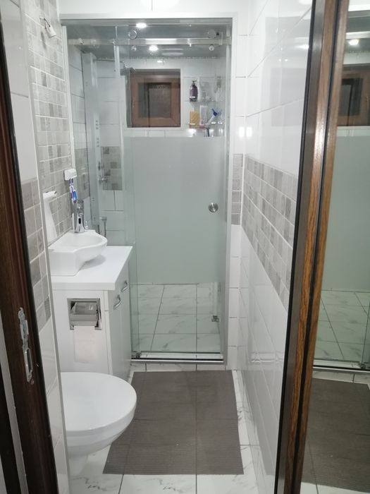 Apartament de vânzare. Doar te muți în el.