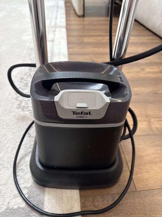 Отпариватель Tefal с гладильной доской