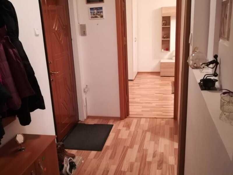 Inchiriere apartament 2 camere mobilat Metrou Aparartorii Patriei