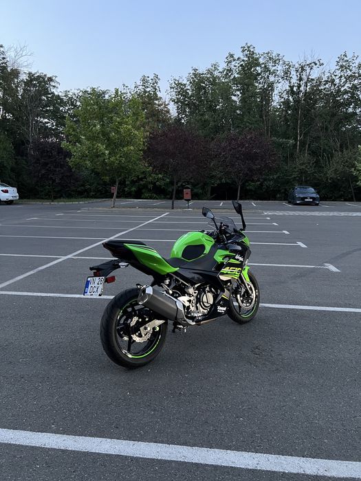 Kawasaki Ninja 400 KRT