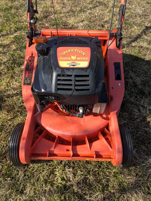 Masina  tuns iarba  tractiune WOLF GARDEN  automata - Briggs&Stratton