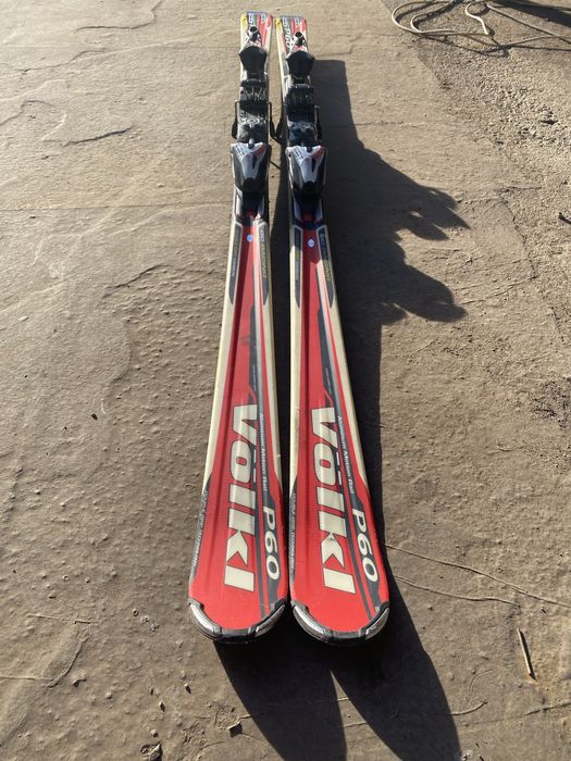 Си Volki с автомати 178см