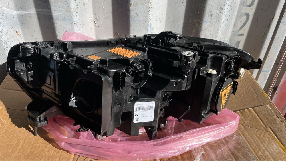 Фара головного света BMW g05