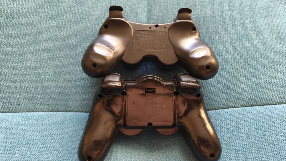 Lot 2 Controlere PS3 & PC