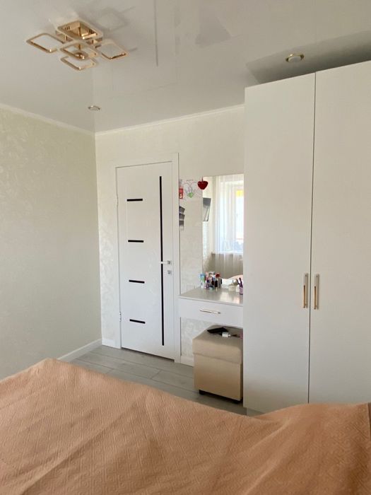 Продам 3 комн. квартиру