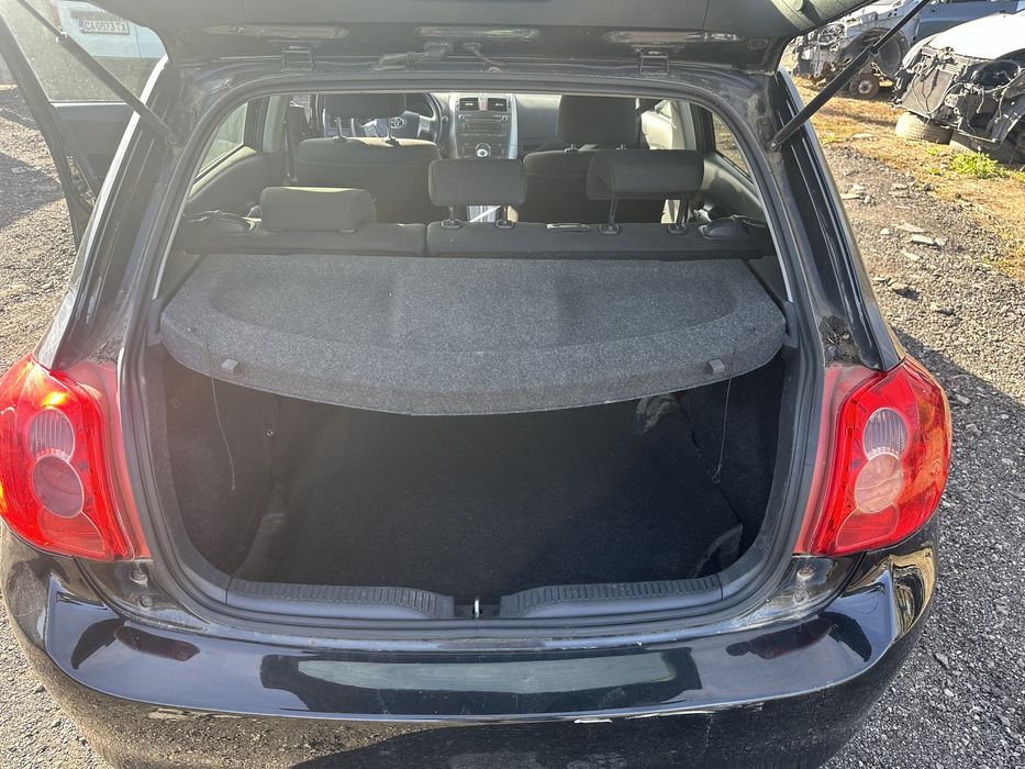 Тойота Аурис Toyota Auris 2.2 dcat 177кс На части!