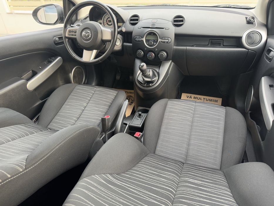 MAZDA 2 2008 — imagine 5