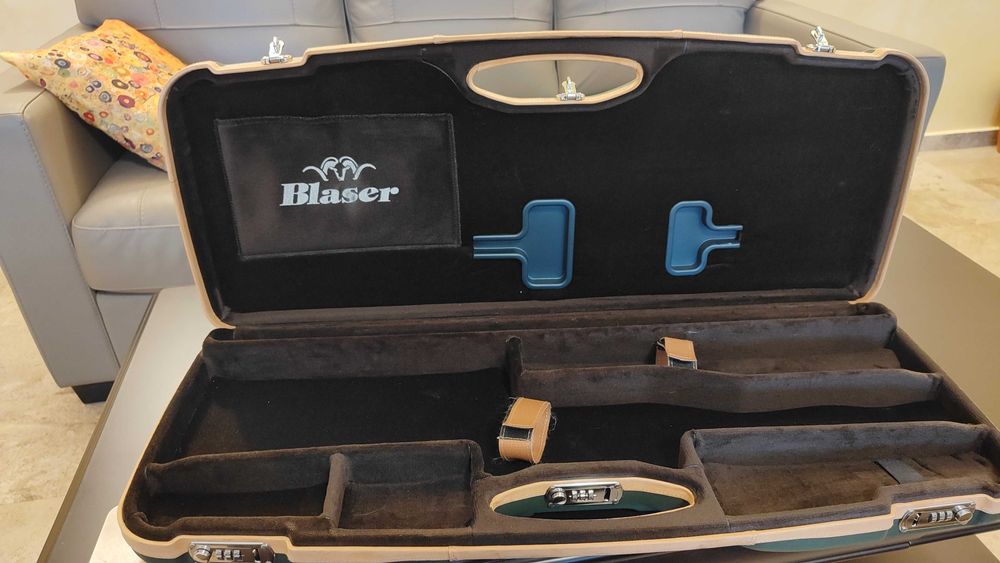 Cutie transport originala Blaser r8