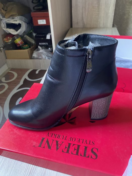 Женская обувь