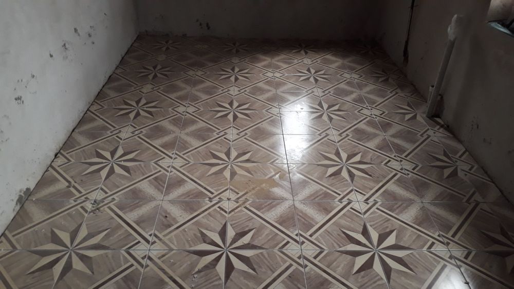 кафельщик                         плиточник