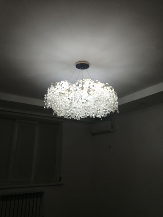 Люстра в отличном состоянии
