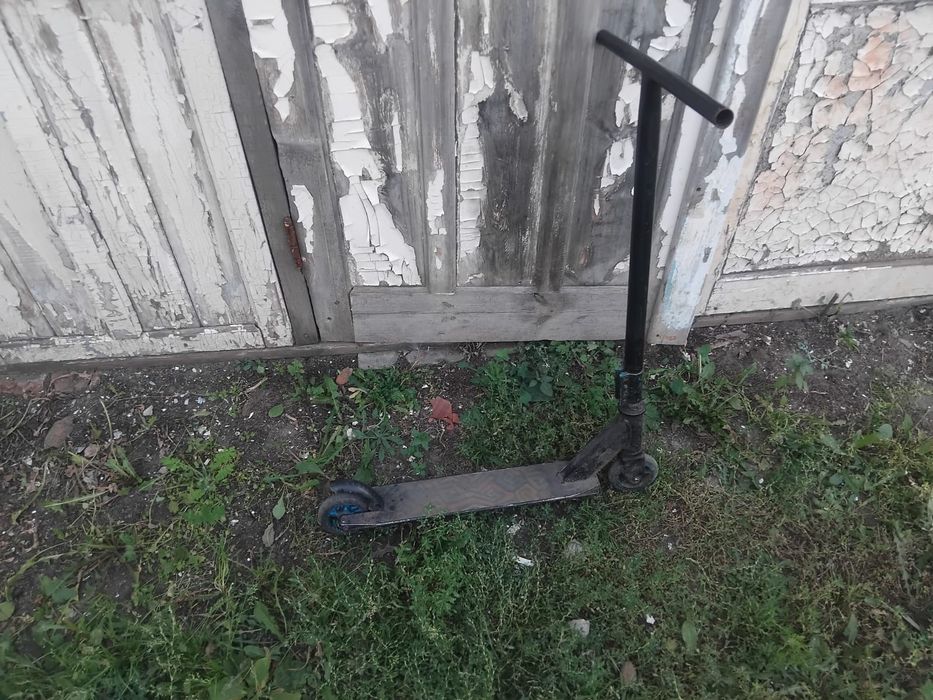 Самокаты  продам 3700