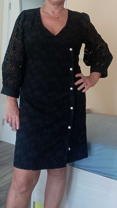 Красиви  нови рокл,и  Zara / JUST