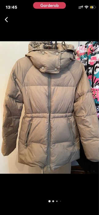 Пуховик Burberry