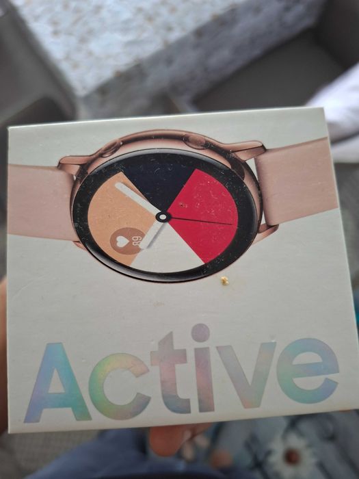 Смарт часовник Samsung Active